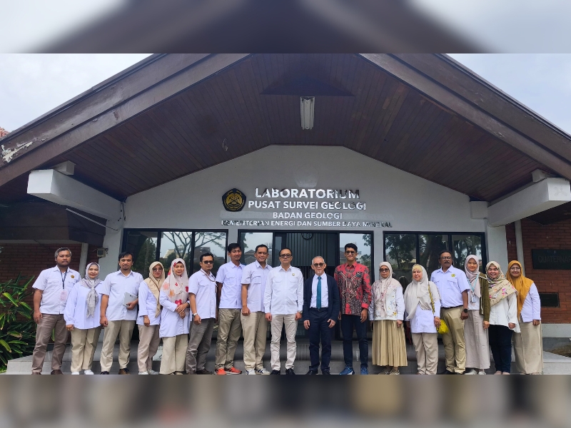 Kegiatan Asesmen Ulang Laboratorium Pusat Survei Geologi oleh KAN untuk Mempertahankan Status Akreditasi