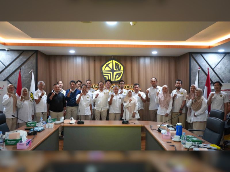 Rapat Manajemen Monitoring dan Evaluasi Capaian Kinerja Bulan Juli 2026 serta Pemberian Reward Pegawai Semester I 2026 Pusat Survei Geologi.
