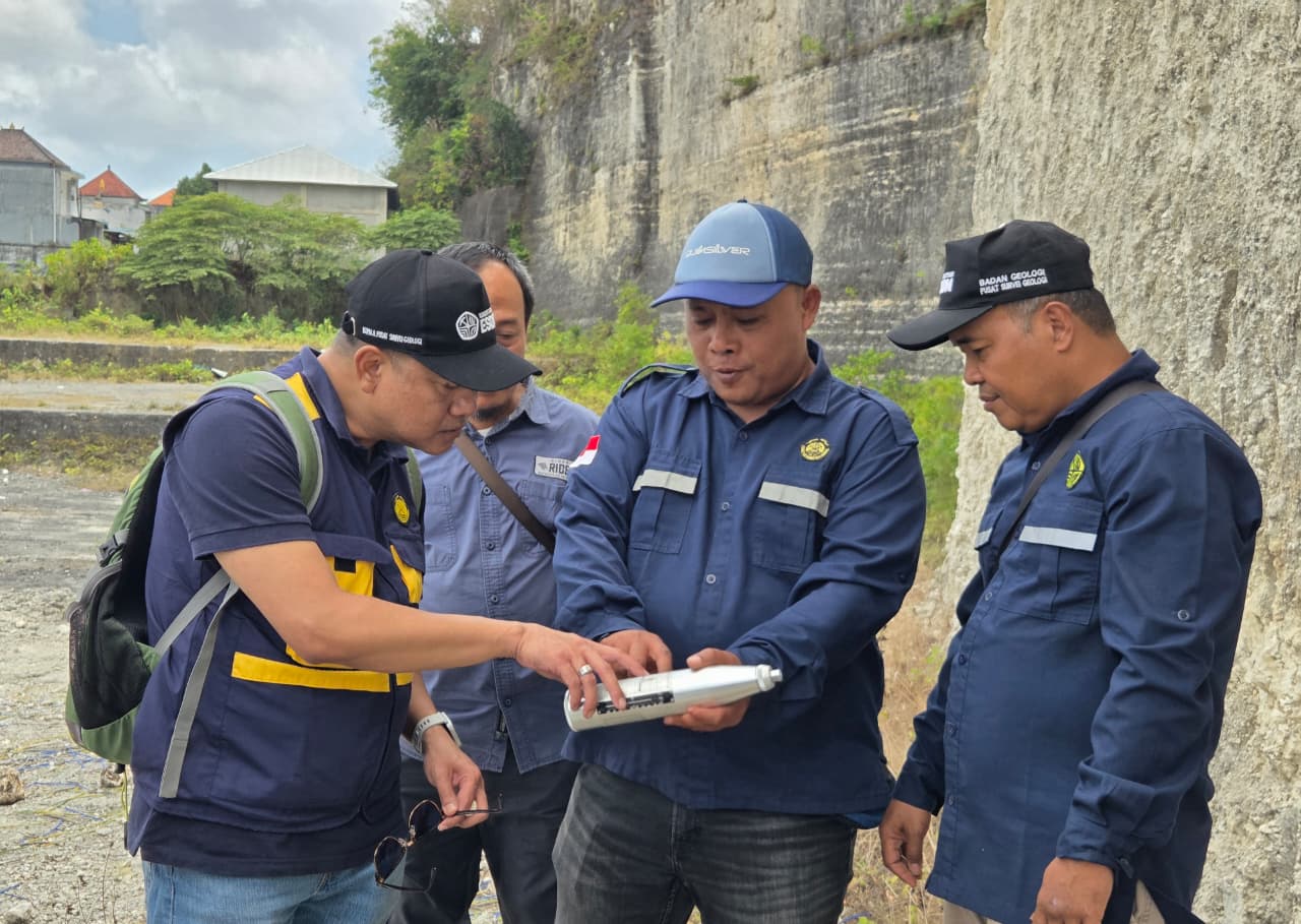 Kepala Pusat Survei Geologi, Badan Geologi, Kementerian ESDM Tinjau Survei Potensi Penyimpanan Karbon dan Pemetaan Geologi di Wilayah Bali