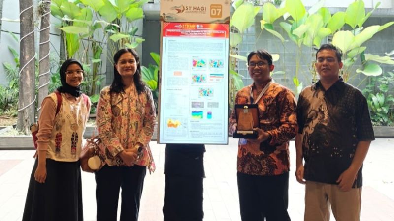 Pusat Survei Geologi, Badan Geologi, Kementerian ESDM, Mempresentasikan Paper Ilmiah Berjudul “Integrated Gravity and Seismic Interpretation for Subsurface Modeling of the Cisadane Fault, Bogor Area, West Java” Dalam Rangkaian 51st HAGI Annual Scientific Meeting 2026